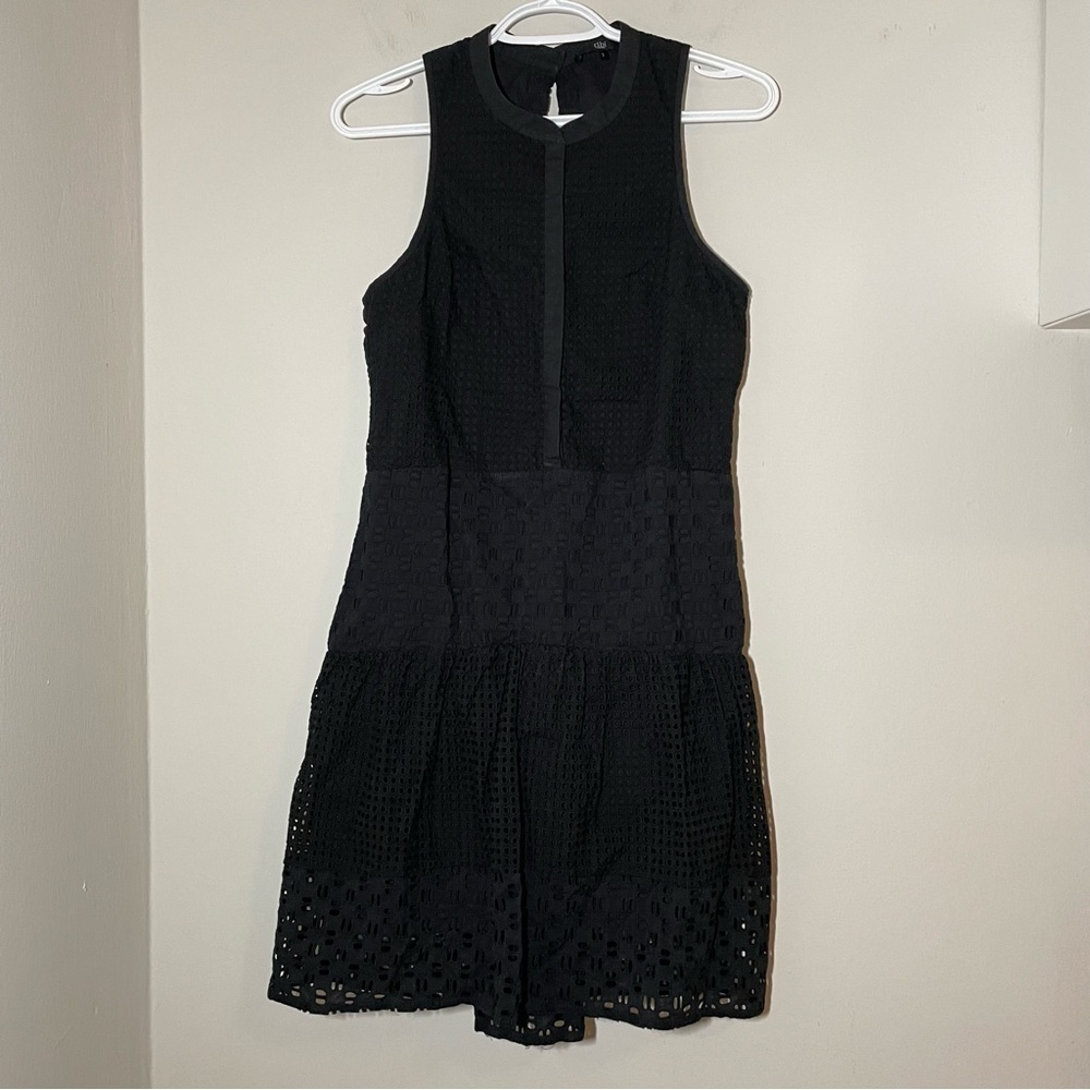 Tibi New York Black Eyelet Cotton Sleeveless Shift Dress size 2 - Picture 3 of 7
